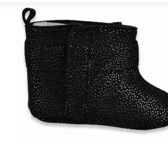 ⭐️Toddler Sparkly Holiday Boot Size 2.5 5/$25 - Picture 3 of 4
